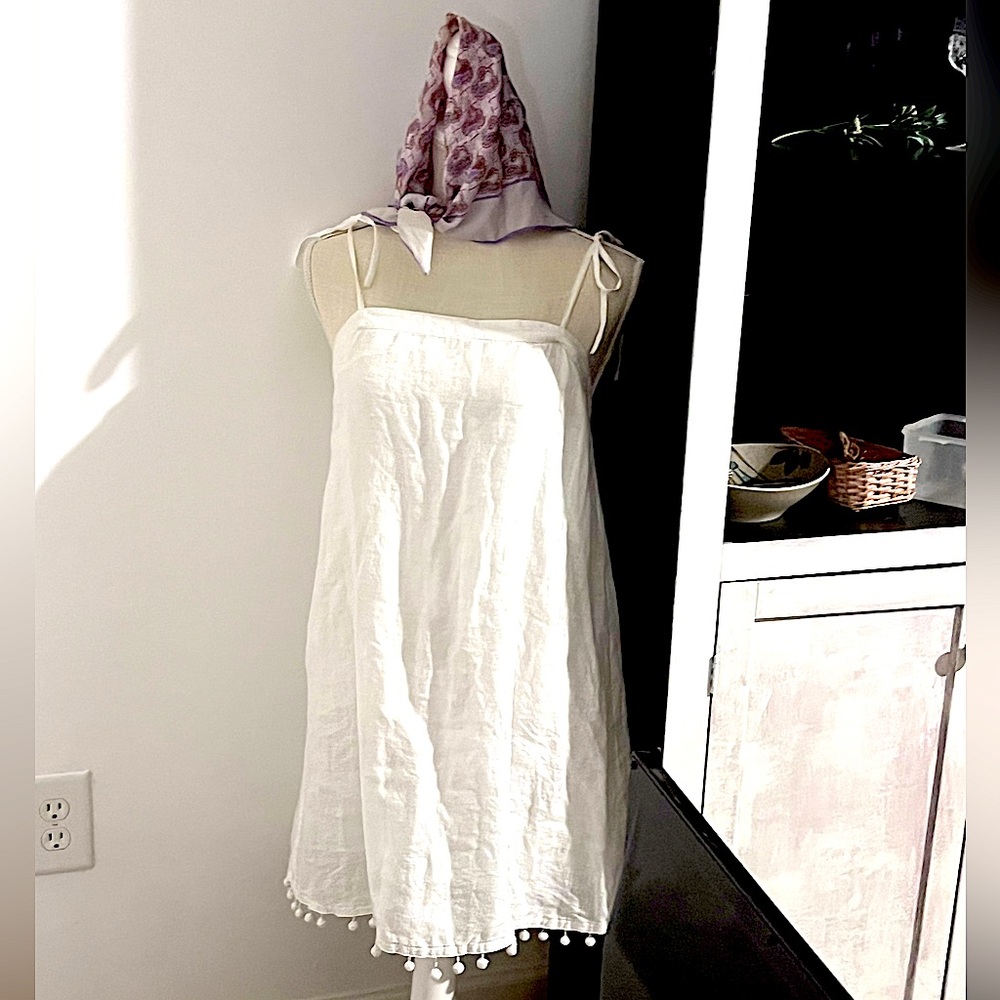 Club Monaco Linen Crotched pompom hem lined DressS/M-W/ Silk 70’s Paisley Scarf